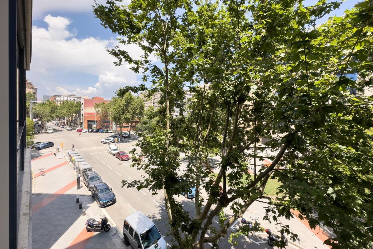 The Lonely Chimney Apartments Barcelona Exterior photo