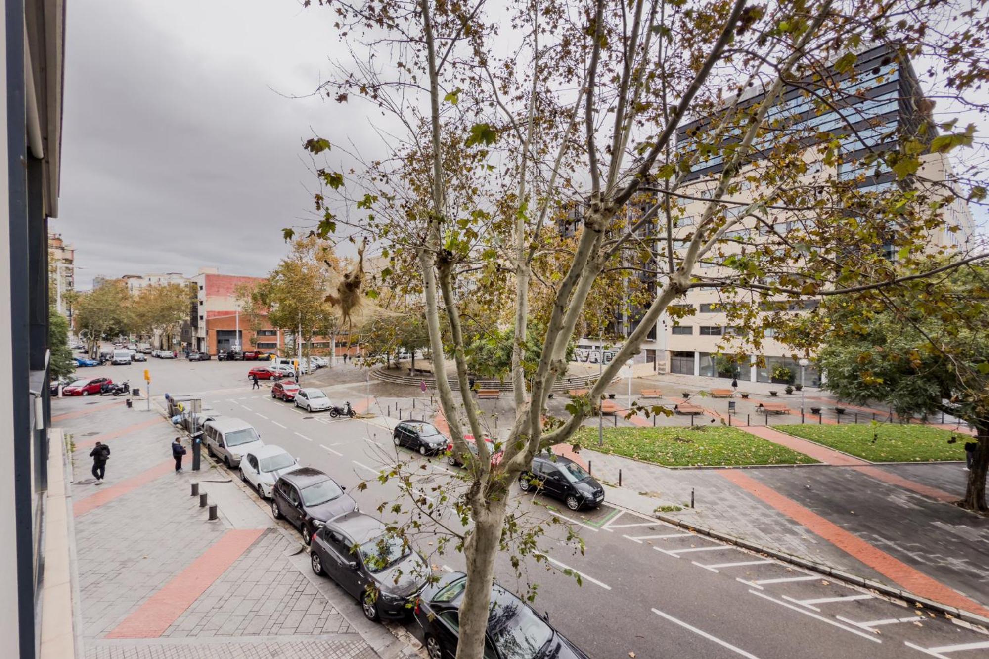The Lonely Chimney Apartments Barcelona Exterior photo